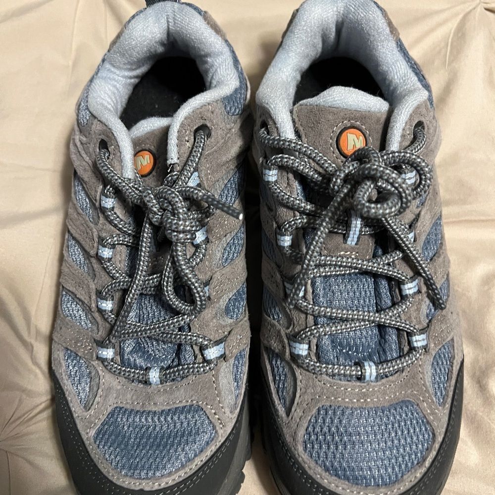 Gray and Blue Hiking Shoes - Picture 2 of 6